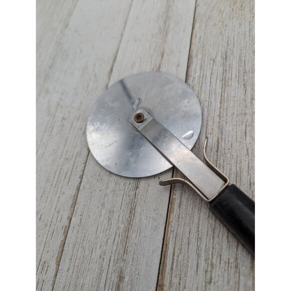 Ekco Pizza Cutter #6 Blade 2 5/8" Diameter 8" USA Stainless Steel Black - Picture 5 of 7